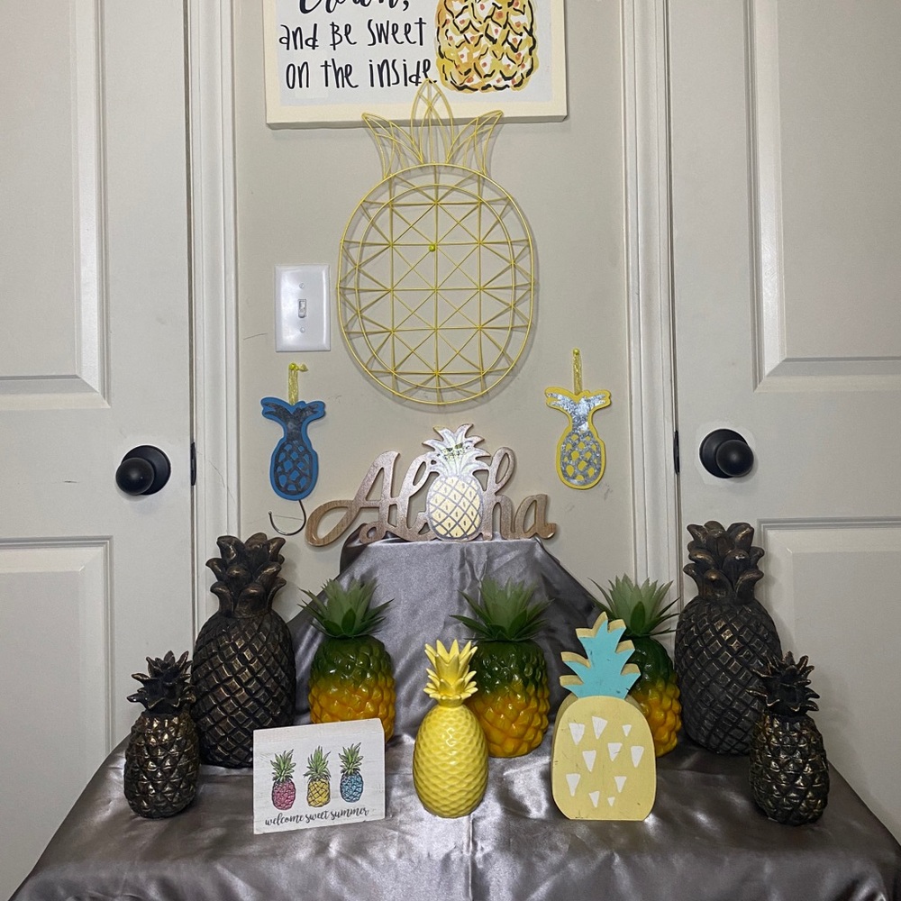 Pineapple Home Decor set